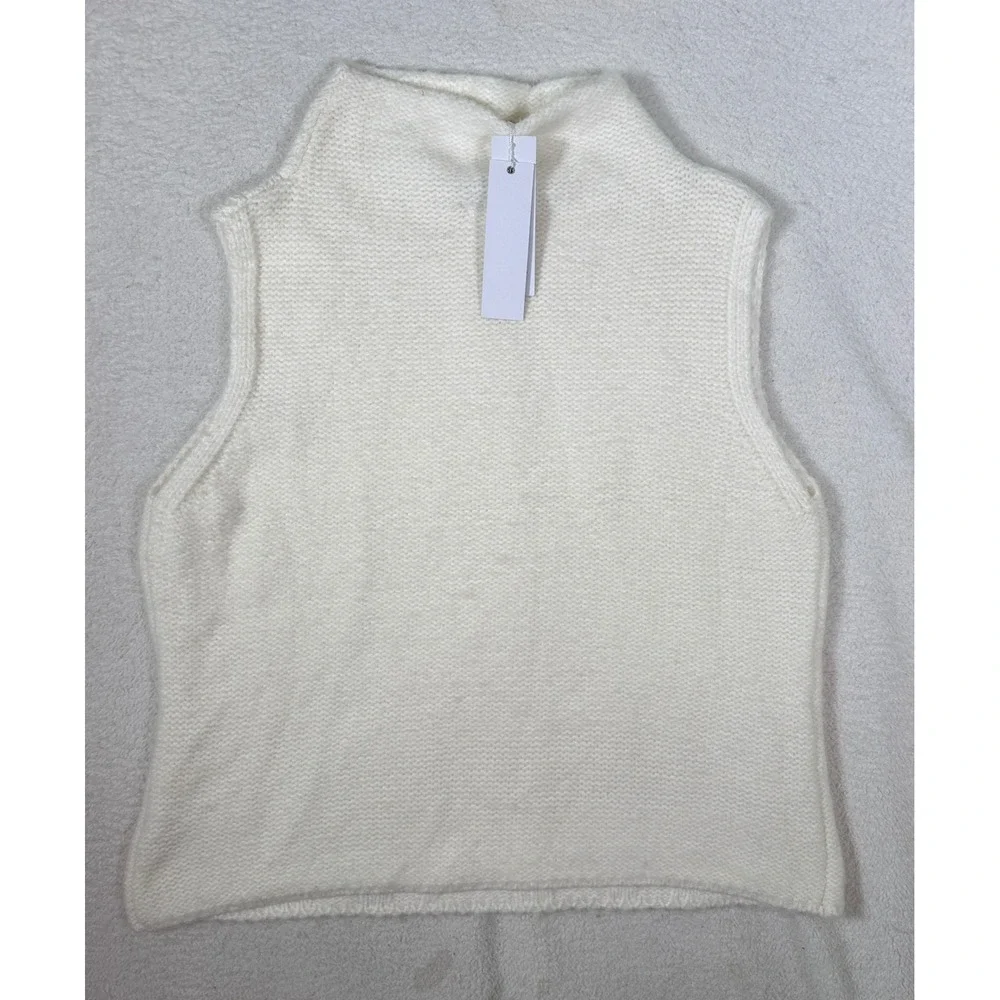 525‎ America Women Sea Salt White Kendall Funnel Neck Cable Tank